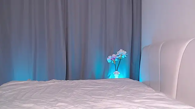 Snapshot of Diarisska chatting on 12-03-25, 12:36 Diarisska online show from 12-03-25, 12:36