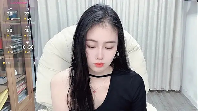 XFDLL-BAOBEI online show from 10-13-25, 02:44