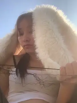 Snapshot of Linh_sexyy chatting on 01-18-26, 09:13 Linh sexyy online show from 01-18-26, 09:13