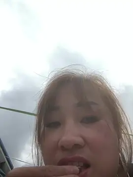 Snapshot of Linh_sexyy chatting on 02-17-26, 05:15 Linh sexyy online show from 02-17-26, 05:15