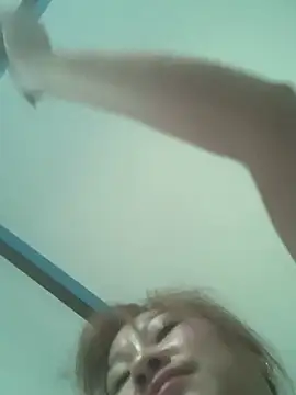 Snapshot of Linh_sexyy chatting on 02-27-26, 03:28 Linh sexyy online show from 02-27-26, 03:28