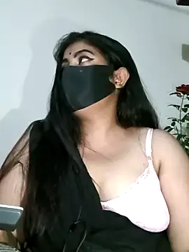 Snapshot of Jessica-03 chatting on 10-24-25, 04:58 Jessica-03 online show from 10-24-25, 04:58