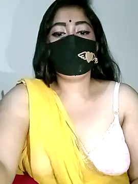 Snapshot of Jessica-03 chatting on 10-28-25, 10:01 Jessica-03 online show from 10-28-25, 10:01