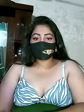 Snapshot of Jessica-03 chatting on 11-11-25, 04:07 Jessica-03 online show from 11-11-25, 04:07