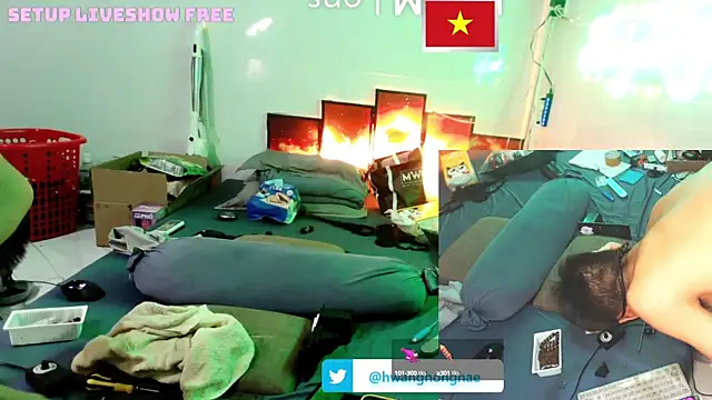 Hwanghonghae nam online show from 10-15-25, 08:20