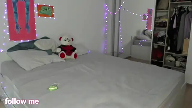 len be online show from 10-24-25, 11:06