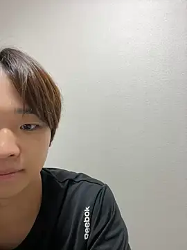 Snapshot of nagi_112 chatting on 10-20-25, 12:16 nagi 112 online show from 10-20-25, 12:16