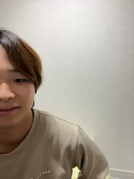 Snapshot of nagi_112 chatting on 11-21-25, 12:15 nagi 112 online show from 11-21-25, 12:15