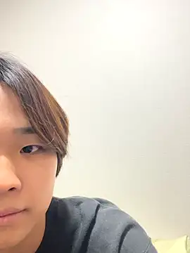 Snapshot of nagi_112 chatting on 11-22-25, 05:12 nagi 112 online show from 11-22-25, 05:12