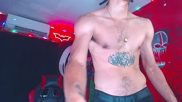 Snapshot of Monsterdominationx chatting on 10-16-25, 11:55 Monsterdominationx online show from 10-16-25, 11:55