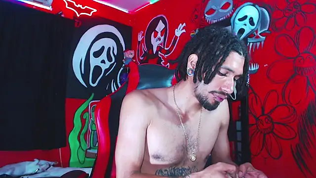 Snapshot of Monsterdominationx chatting on 11-12-25, 11:58 Monsterdominationx online show from 11-12-25, 11:58