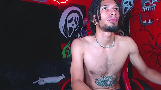 Snapshot of Monsterdominationx chatting on 11-25-25, 12:27 Monsterdominationx online show from 11-25-25, 12:27