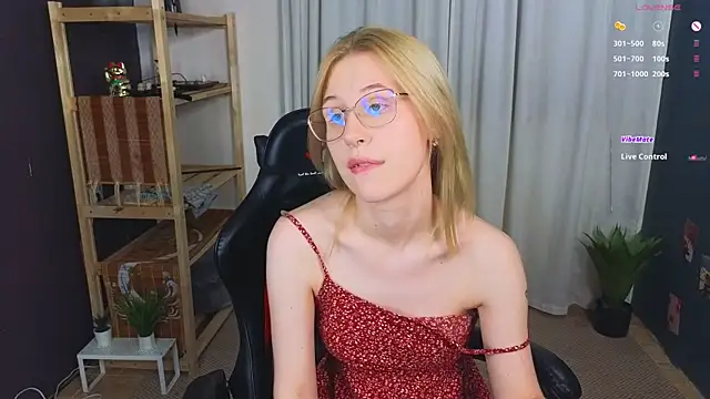 lovedrope online show from 10-14-25, 05:47