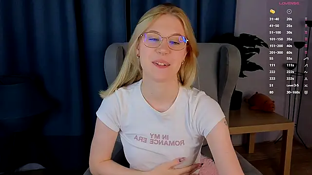 lovedrope online show from 10-18-25, 05:25