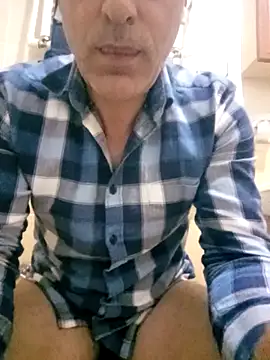 Snapshot of maei_s_24 chatting on 10-12-25, 06:07 maei s 24 online show from 10-12-25, 06:07