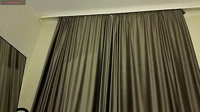 MissPompadure online show from 03-21-26, 07:17