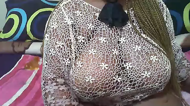 Snapshot of LICIOUSEBOOBSXX chatting on 11-21-25, 06:56 LICIOUSEBOOBSXX online show from 11-21-25, 06:56