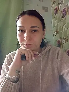 HollyDollsi online show from 01-14-26, 07:58