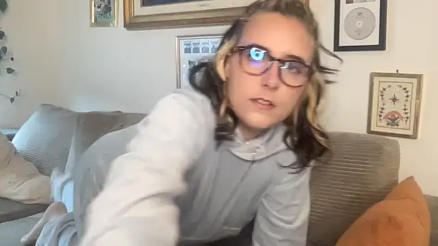 lill daddysgirl online show from 11-17-25, 06:24