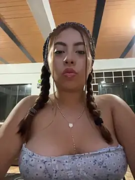 Emily Joee online show from 11-07-25, 01:05