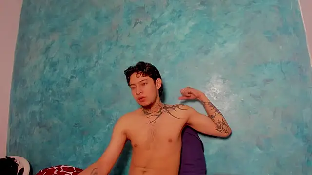 Sky Wild online show from 12-22-25, 01:02