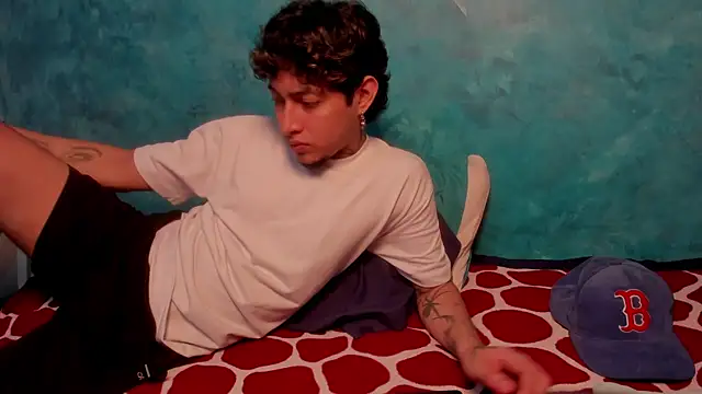 Sky Wild online show from 01-11-26, 05:12