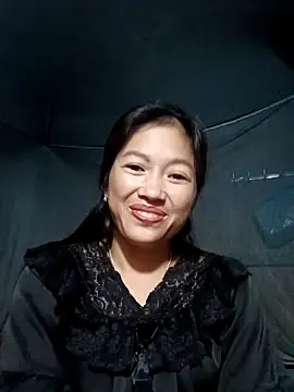 Snapshot of -Paige- chatting on 10-23-25, 03:17 -Paige- online show from 10-23-25, 03:17