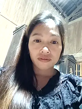 Snapshot of -Paige- chatting on 10-30-25, 12:39 -Paige- online show from 10-30-25, 12:39