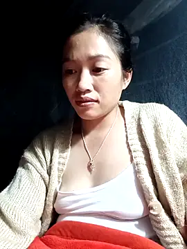 Snapshot of -Paige- chatting on 11-13-25, 12:48 -Paige- online show from 11-13-25, 12:48