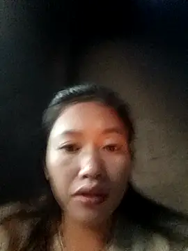 Snapshot of -Paige- chatting on 11-15-25, 01:25 -Paige- online show from 11-15-25, 01:25