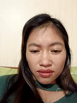 Snapshot of -Paige- chatting on 11-24-25, 03:39 -Paige- online show from 11-24-25, 03:39