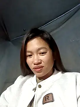 Snapshot of -Paige- chatting on 11-27-25, 02:19 -Paige- online show from 11-27-25, 02:19