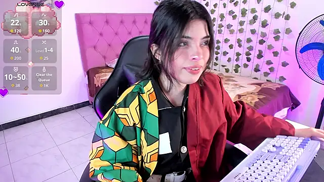 Snapshot of selina_lovers_ chatting on 10-29-25, 02:58 selina lovers online show from 10-29-25, 02:58