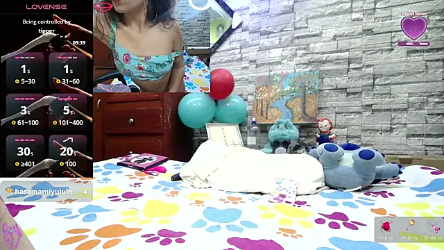 Snapshot of playboybunny-- chatting on 11-13-25, 08:19 playboybunny-- online show from 11-13-25, 08:19