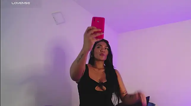 Snapshot of Miranda_kim_ chatting on 10-26-25, 06:14 Miranda kim online show from 10-26-25, 06:14