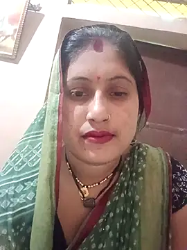 Snapshot of Rayal_bhabi chatting on 11-07-25, 10:26 Rayal bhabi online show from 11-07-25, 10:26