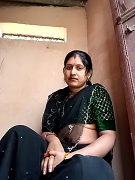 Snapshot of Rayal_bhabi chatting on 11-24-25, 10:48 Rayal bhabi online show from 11-24-25, 10:48