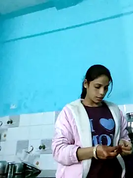 Nitya hot online show from 12-23-25, 06:44