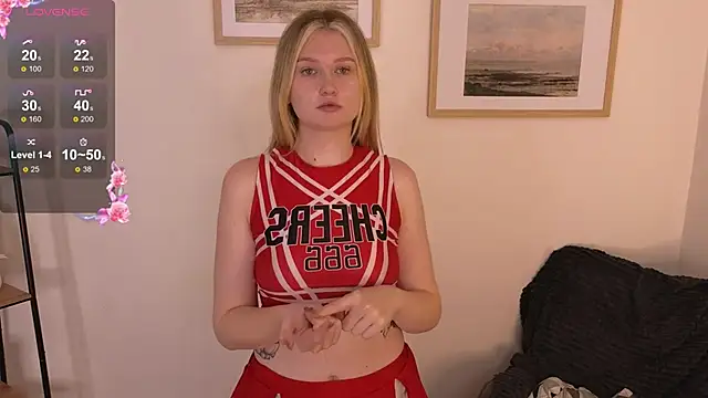 Snapshot of Shirley_Davis chatting on 10-25-25, 04:24 Shirley Davis online show from 10-25-25, 04:24