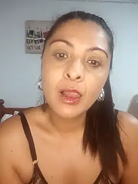 Snapshot of Mariapaula88 chatting on 11-04-25, 05:17 Mariapaula88 online show from 11-04-25, 05:17