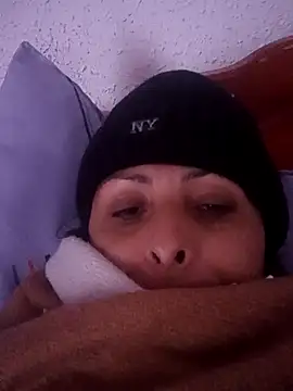 Snapshot of Mariapaula88 chatting on 11-23-25, 01:00 Mariapaula88 online show from 11-23-25, 01:00