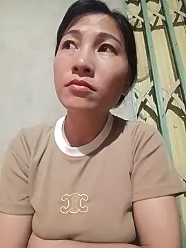 Snapshot of Meo_x chatting on 10-16-25, 10:55 Meo x online show from 10-16-25, 10:55