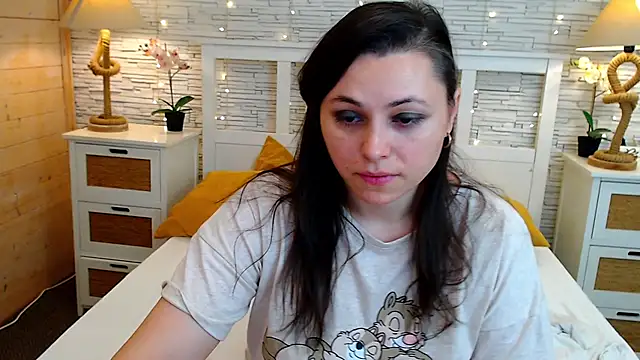 Soft Lilly online show from 11-28-25, 05:54