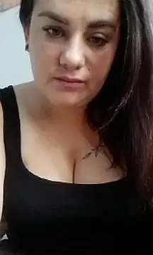 Snapshot of Marine23595321 chatting on 10-14-25, 06:03 Marine23595321 online show from 10-14-25, 06:03