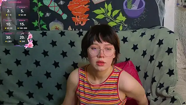 Snapshot of ReincarnatedAngel chatting on 11-15-25, 09:32 ReincarnatedAngel online show from 11-15-25, 09:32