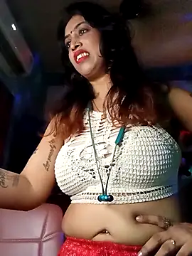 Snapshot of Darling_Annie chatting on 10-29-25, 06:09 Darling Annie online show from 10-29-25, 06:09