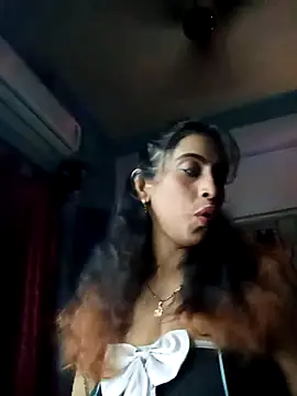 Snapshot of Darling_Annie chatting on 11-30-25, 06:34 Darling Annie online show from 11-30-25, 06:34