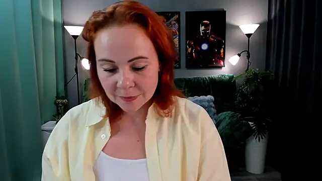 Snapshot of NataliKaminski chatting on 11-17-25, 12:33 NataliKaminski online show from 11-17-25, 12:33