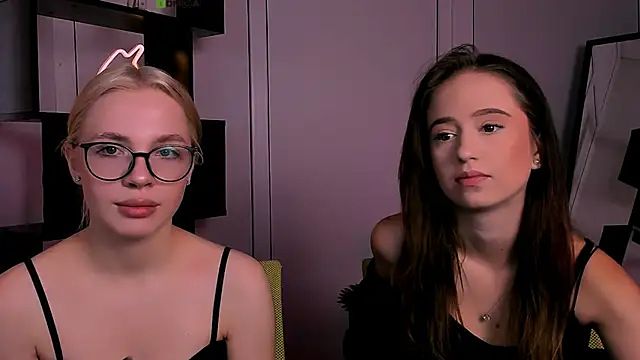 Snapshot of sendi_cais chatting on 10-23-25, 08:57 sendi cais online show from 10-23-25, 08:57