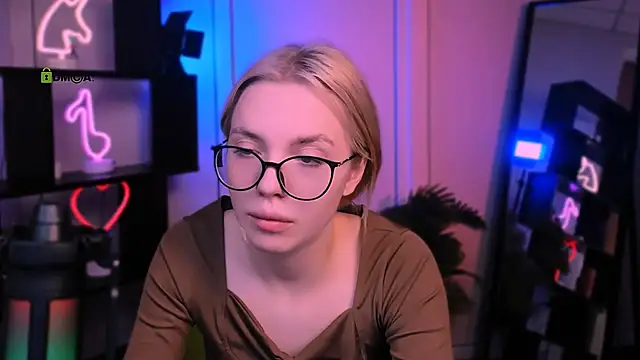 Snapshot of sendi_cais chatting on 11-28-25, 11:13 sendi cais online show from 11-28-25, 11:13